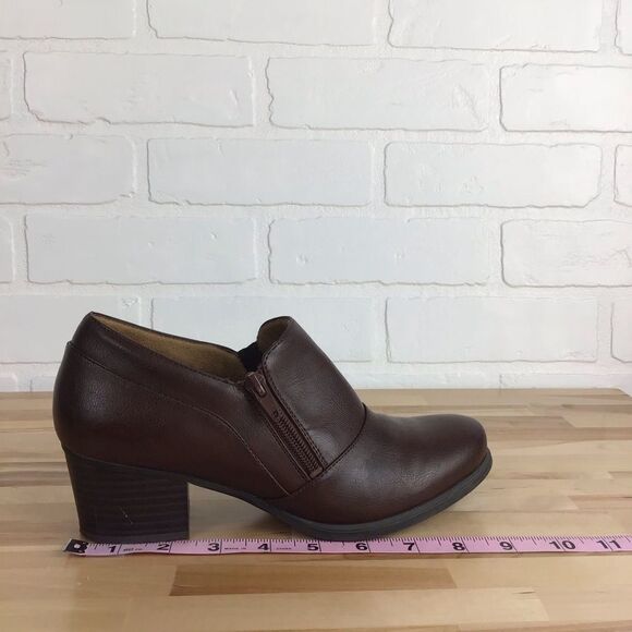 NATURAL Soul brown leather chunky heeled shoes round toe comfortable size 7.5 - Picture 11 of 15